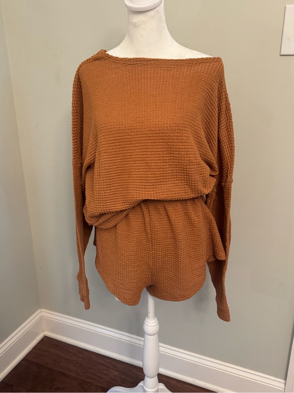 Off-the-Shoulder Waffle Knit Shorts Set in Rust